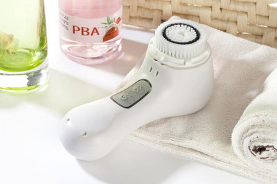 洗臉神器大比拼 潔面儀與起泡器，誰才是你的護膚“真命天子”？